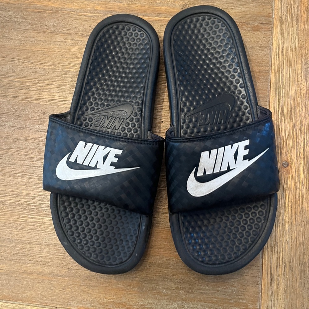 Nike Black Slides with White Logo Women’s 8